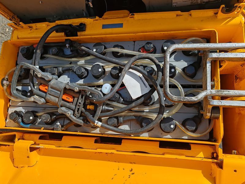 Jungheinrich ERE 225 2021y/ 1836mh &mdash; вживана складська техніка | Booster Lift