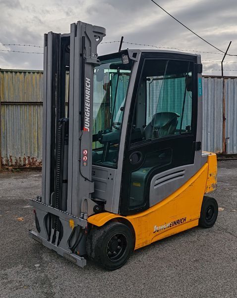 Jungheinrich EFG 320 4.8m/ 3728mh/ 4v &mdash; вживана складська техніка | Booster Lift