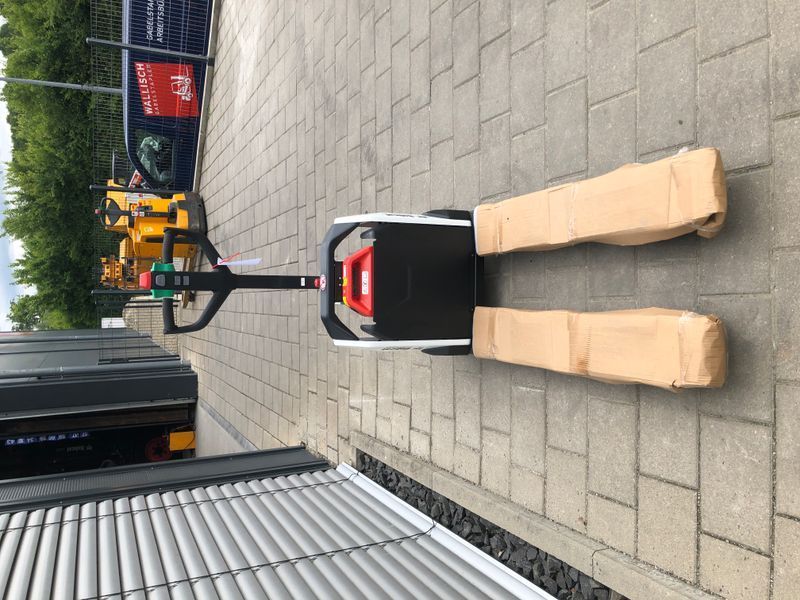 Bobcat LPM15N &mdash; вживана складська техніка | Booster Lift