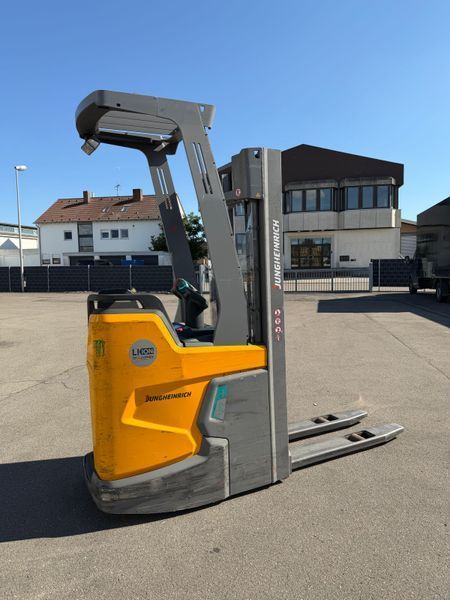 Jungheinrich ERC 214i lion 4.7m/ 2022y/ 1059h &mdash; вживана складська техніка | Booster Lift