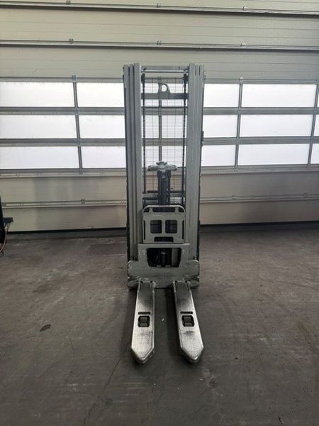 Still EXV-SF14 mit Initialhub &mdash; б/у складская техника | Booster Lift