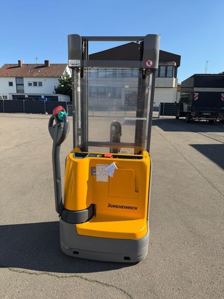 Jungheinrich EJC 110 4.3m/ 691h/ 2020y &mdash; вживана складська техніка | Booster Lift