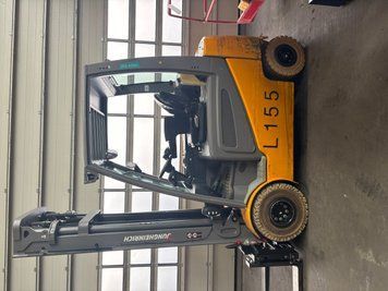 Jungheinrich EFG 540ks &mdash; б/у складская техника | Booster Lift