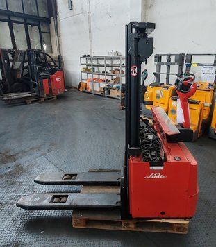 Linde L14 battery problem &mdash; вживана складська техніка | Booster Lift