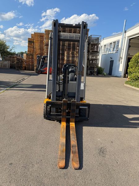 Jungheinrich EFG 110 2022y/ 3.3m/ 1127h &mdash; вживана складська техніка | Booster Lift