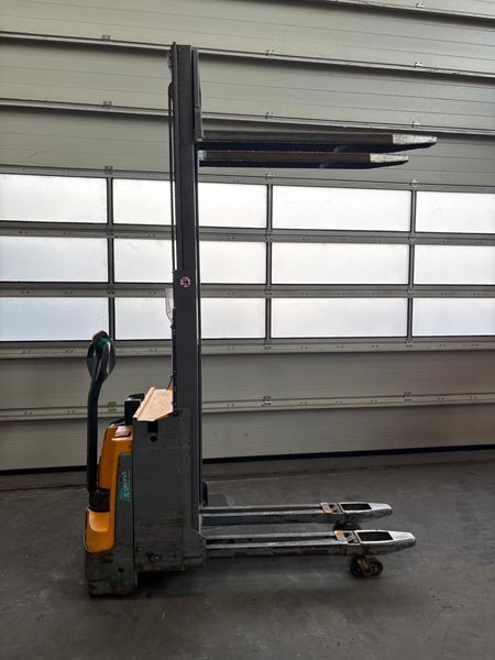 Jungheinrich EJD 118 &mdash; вживана складська техніка | Booster Lift