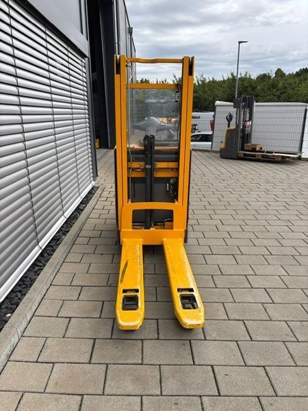 Jungheinrich ERD 220 KLPF &mdash; вживана складська техніка | Booster Lift
