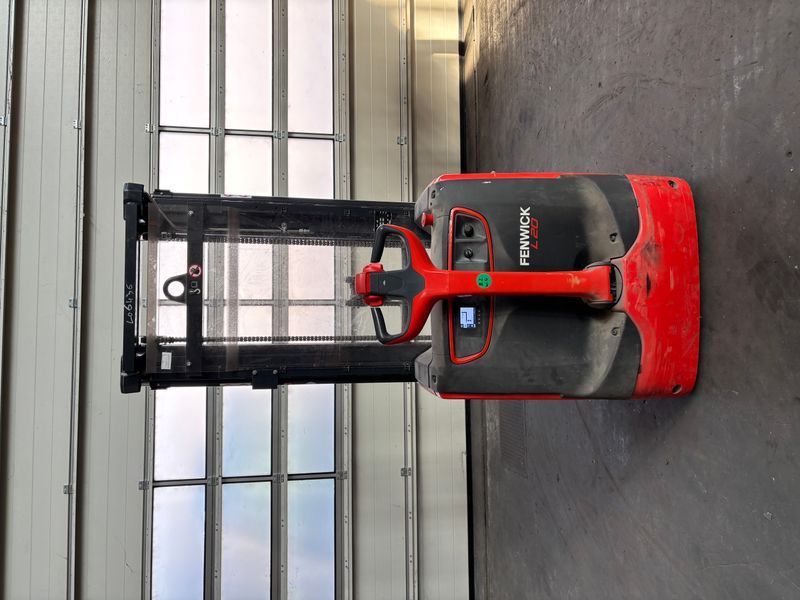 Linde L 20 1173 Triplex &mdash; б/у складская техника | Booster Lift