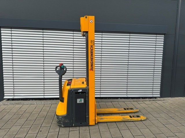 Jungheinrich EJC 216z &mdash; вживана складська техніка | Booster Lift