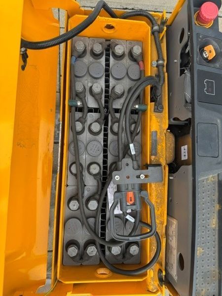 Jungheinrich EJE 116 mit Waage &mdash; вживана складська техніка | Booster Lift