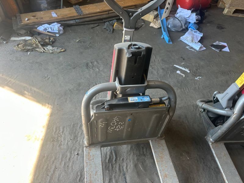 Linde CITI (2pc in stock) &mdash; б/у складская техника | Booster Lift
