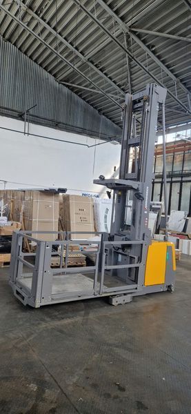 Jungheinrich EKS 412s P+F220 1050 DT &mdash; вживана складська техніка | Booster Lift