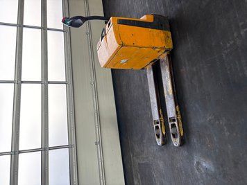 Jungheinrich EJE 116 &mdash; вживана складська техніка | Booster Lift
