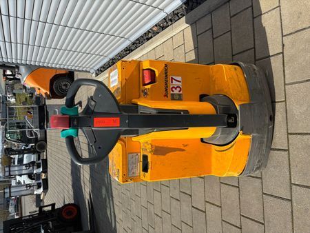 Jungheinrich EJE 120 &mdash; б/у складская техника | Booster Lift