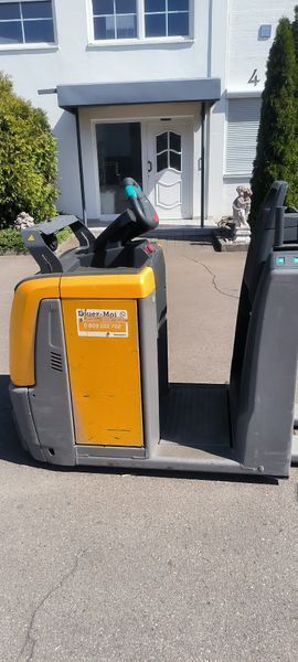Jungheinrich ECE 225 / 2022y/ 595h &mdash; вживана складська техніка | Booster Lift