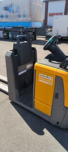 Jungheinrich ECE 225 / 2022y/ 595h &mdash; вживана складська техніка | Booster Lift