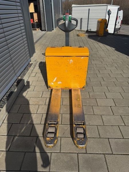 Jungheinrich EJE 116 &mdash; б/у складская техника | Booster Lift