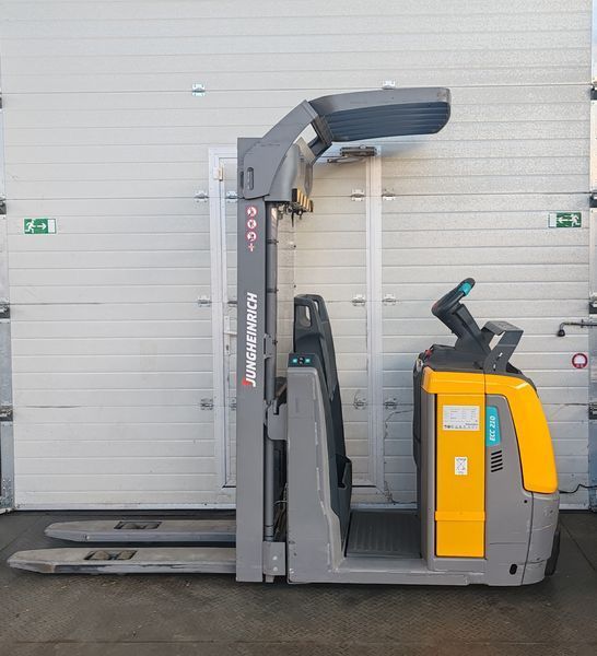 Jungheinrich ECC 210 3.2m/ 1031mh/ 2022y &mdash; вживана складська техніка | Booster Lift