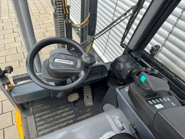 Jungheinrich EFG 318 Li-Ion &mdash; вживана складська техніка | Booster Lift