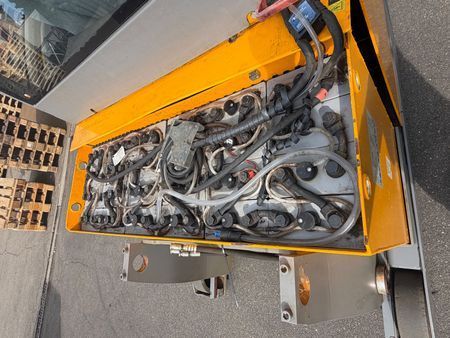 Jungheinrich ETV 214 2022y/ 10.5m &mdash; вживана складська техніка | Booster Lift