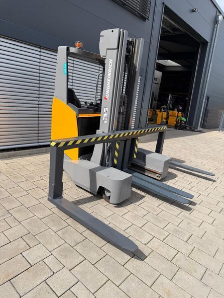 Jungheinrich ETV Q 20 &mdash; вживана складська техніка | Booster Lift