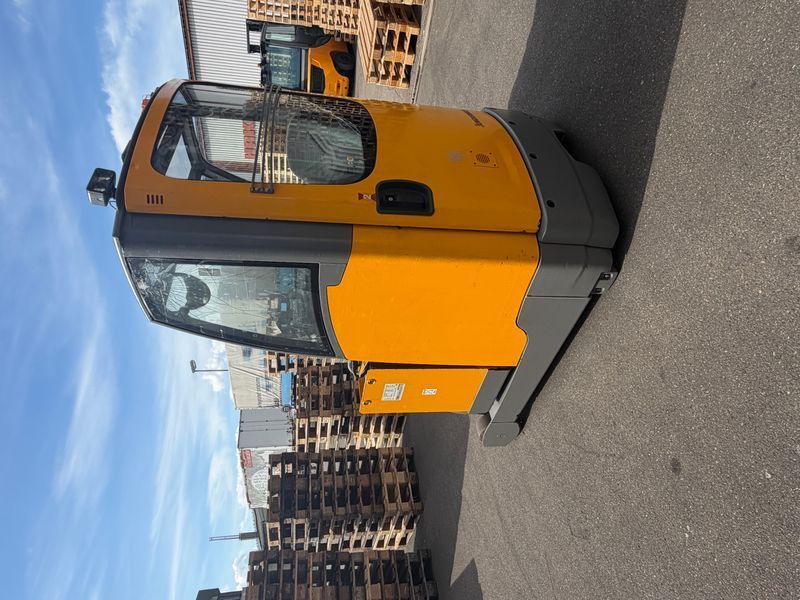 Jungheinrich ETV 214 2022y/ 10.5m &mdash; вживана складська техніка | Booster Lift