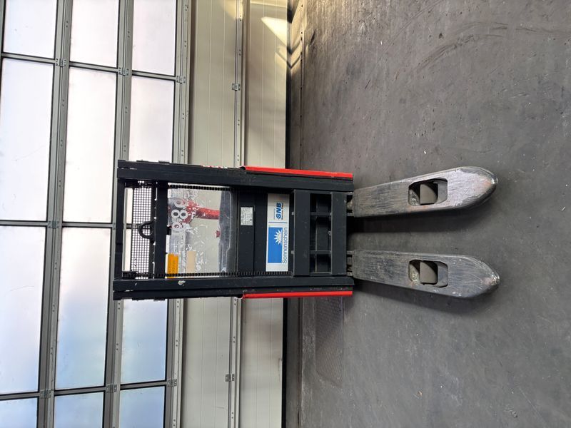 &mdash; вживана складська техніка | Booster Lift