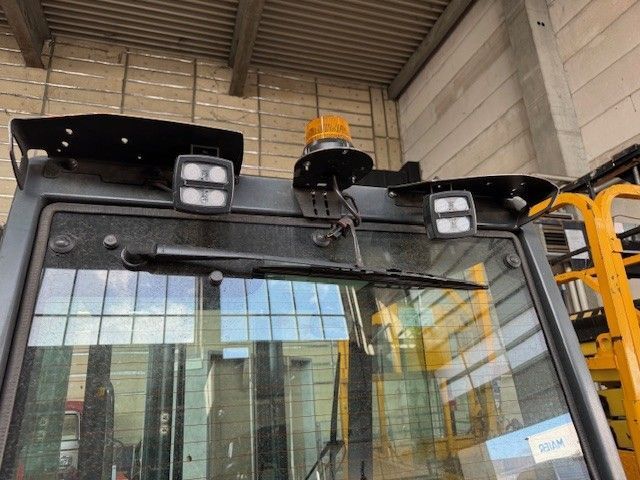 Jungheinrich DFG430s 400ZT &mdash; б/у складская техника | Booster Lift