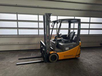 Jungheinrich EFG216k Triplex Lithium &mdash; б/у складская техника | Booster Lift