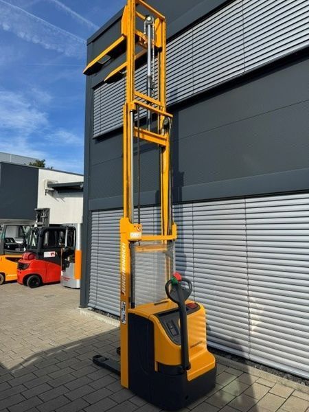 Jungheinrich EJC 216 &mdash; вживана складська техніка | Booster Lift