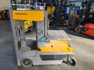 Jungheinrich EKM 202 300E 714mh &mdash; вживана складська техніка | Booster Lift