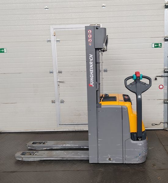 Jungheinrich EJC 214z 2.9m/ 164mh &mdash; вживана складська техніка | Booster Lift