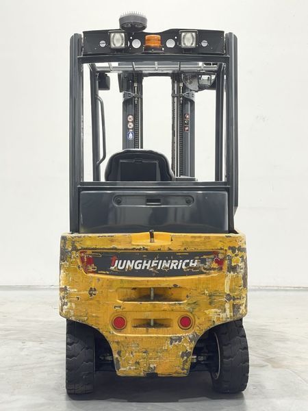 Jungheinrich EFG 320 &mdash; б/у складская техника | Booster Lift