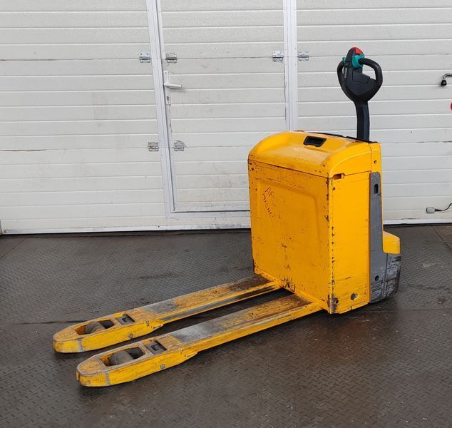 Jungheinrich EJE 116 1.6t/ 990h/ 250ah &mdash; вживана складська техніка | Booster Lift