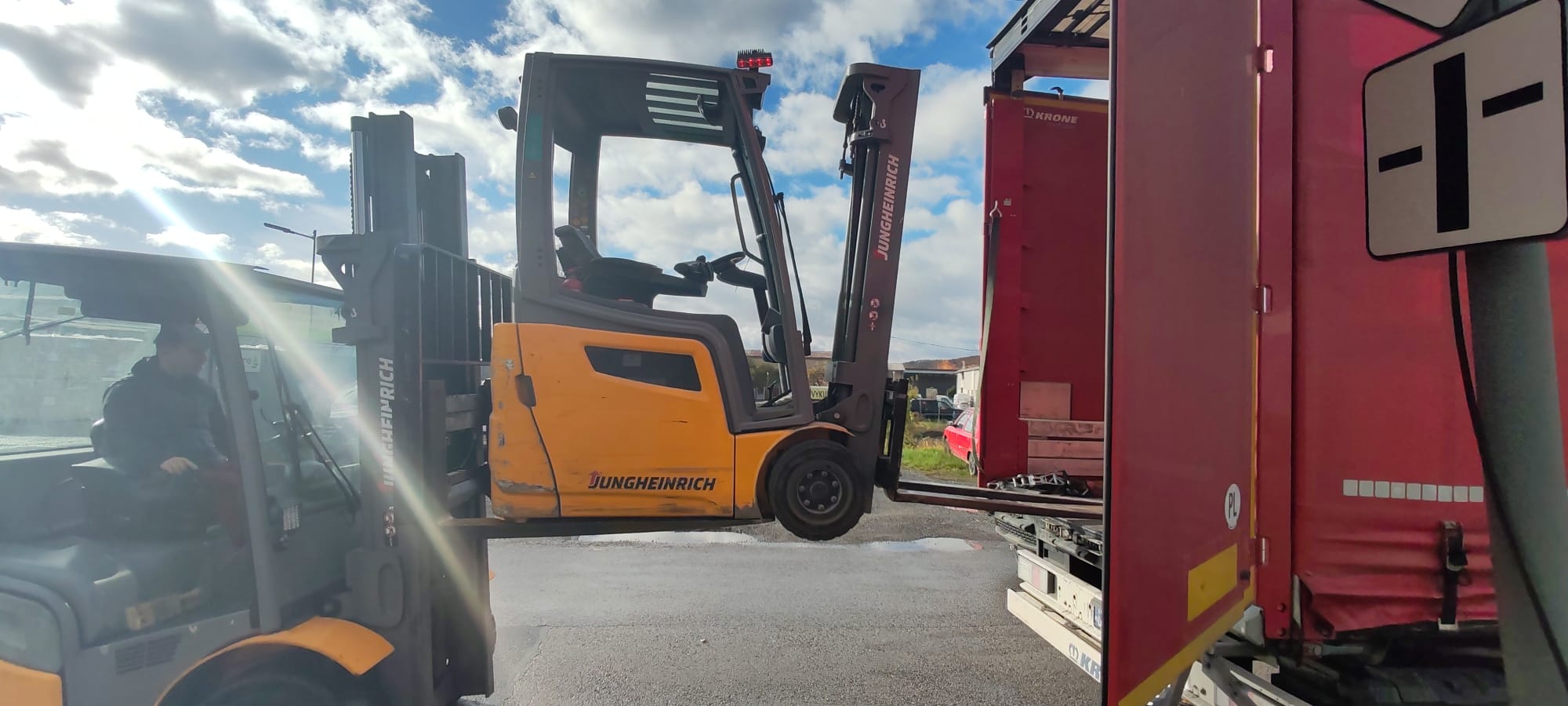 booster lift foto forklift jungh