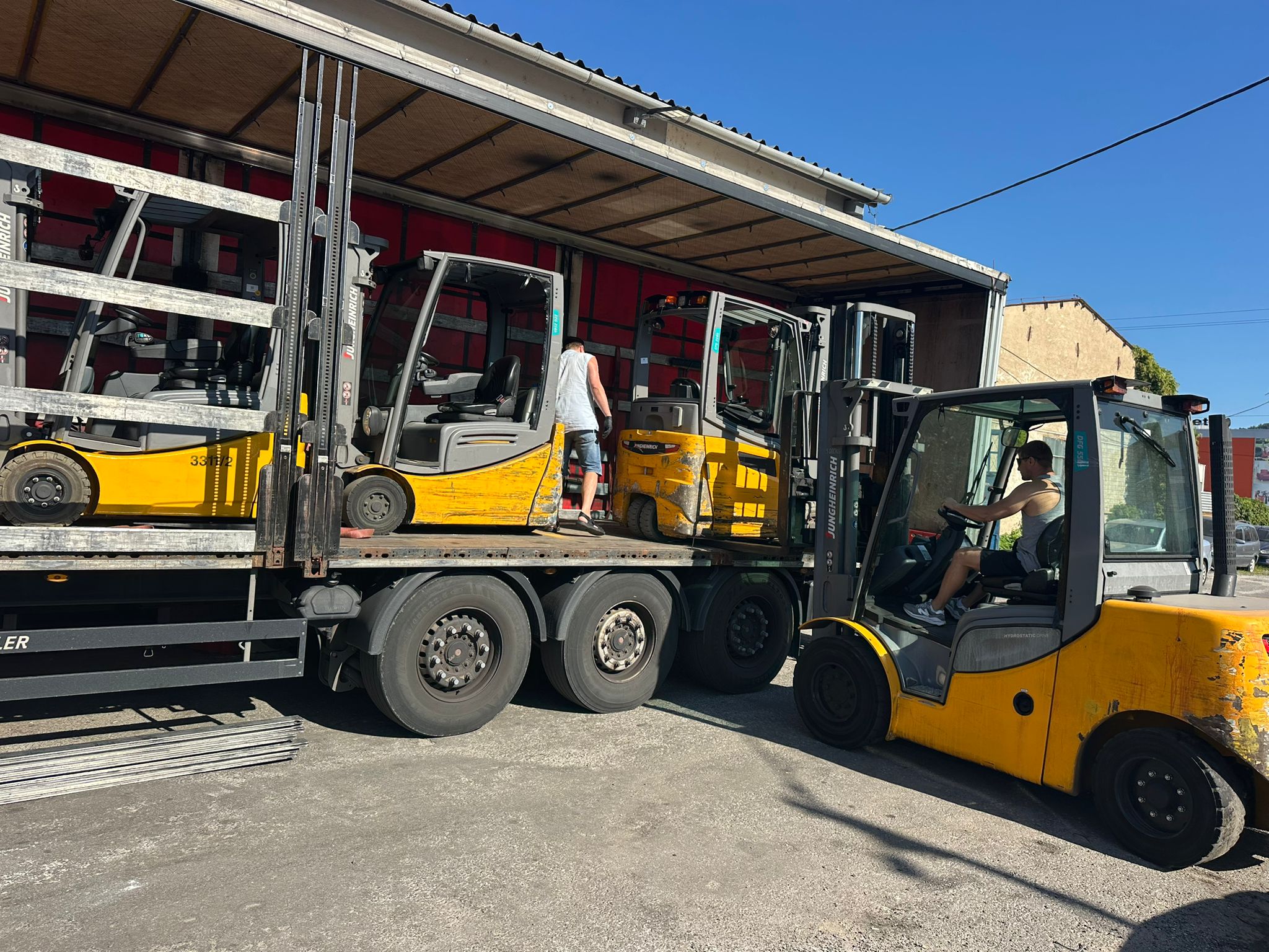 booster lift Junghinrich forklift